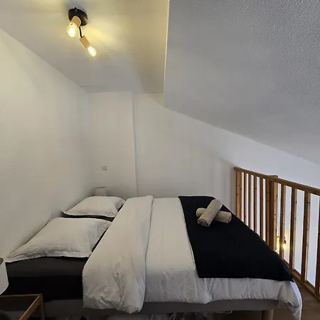 Apartman T1 Bis Proche Cern Parking Prive